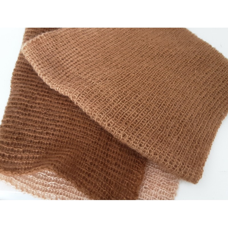 Pitkä kaulahuivi 3198