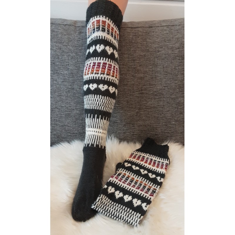 Pitkävartiset villasukat 3473, koko 38